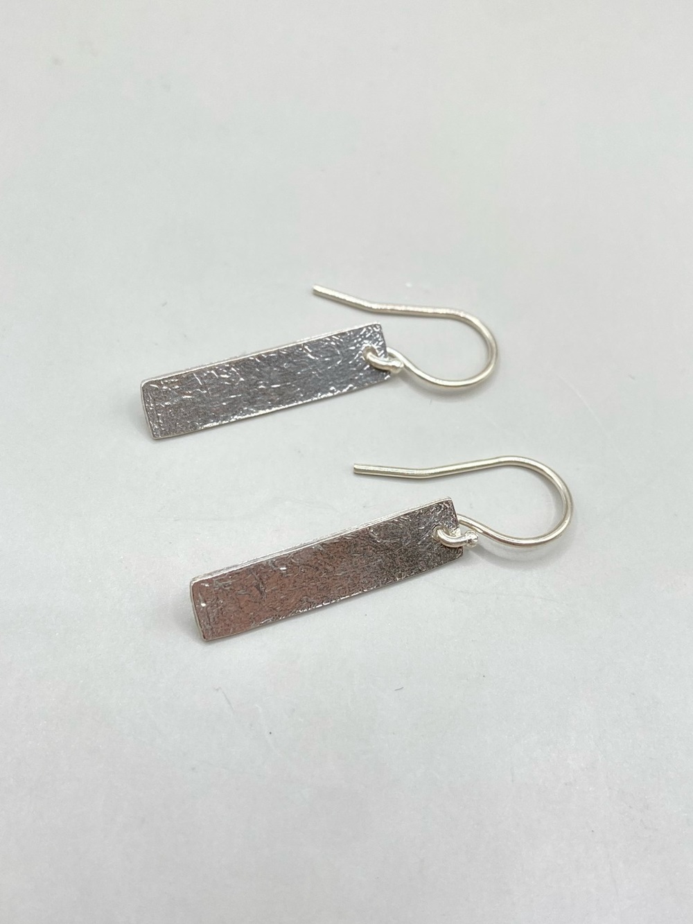 Silpada Albuquerque Textured Rectangle Dangle Earrings W3372 - Picture 3 of 5